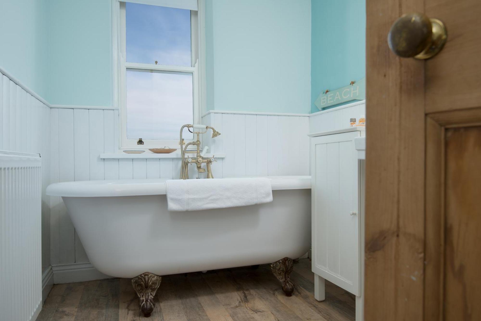 ניוטון ביי דה סי Leaholme Cottage - Fabulous Coastal Cottage For 8 מראה חיצוני תמונה